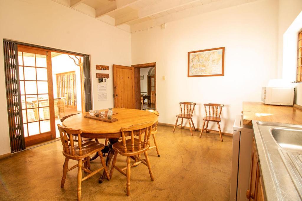 The Townhouse Villa Graaff Reinet Bagian luar foto