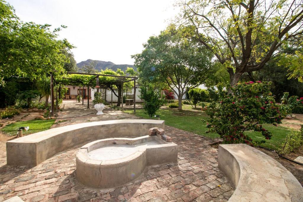 The Townhouse Villa Graaff Reinet Bagian luar foto